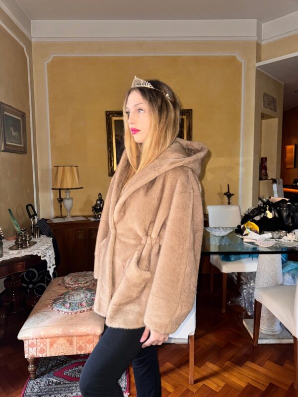 pelliccia anastasia royale